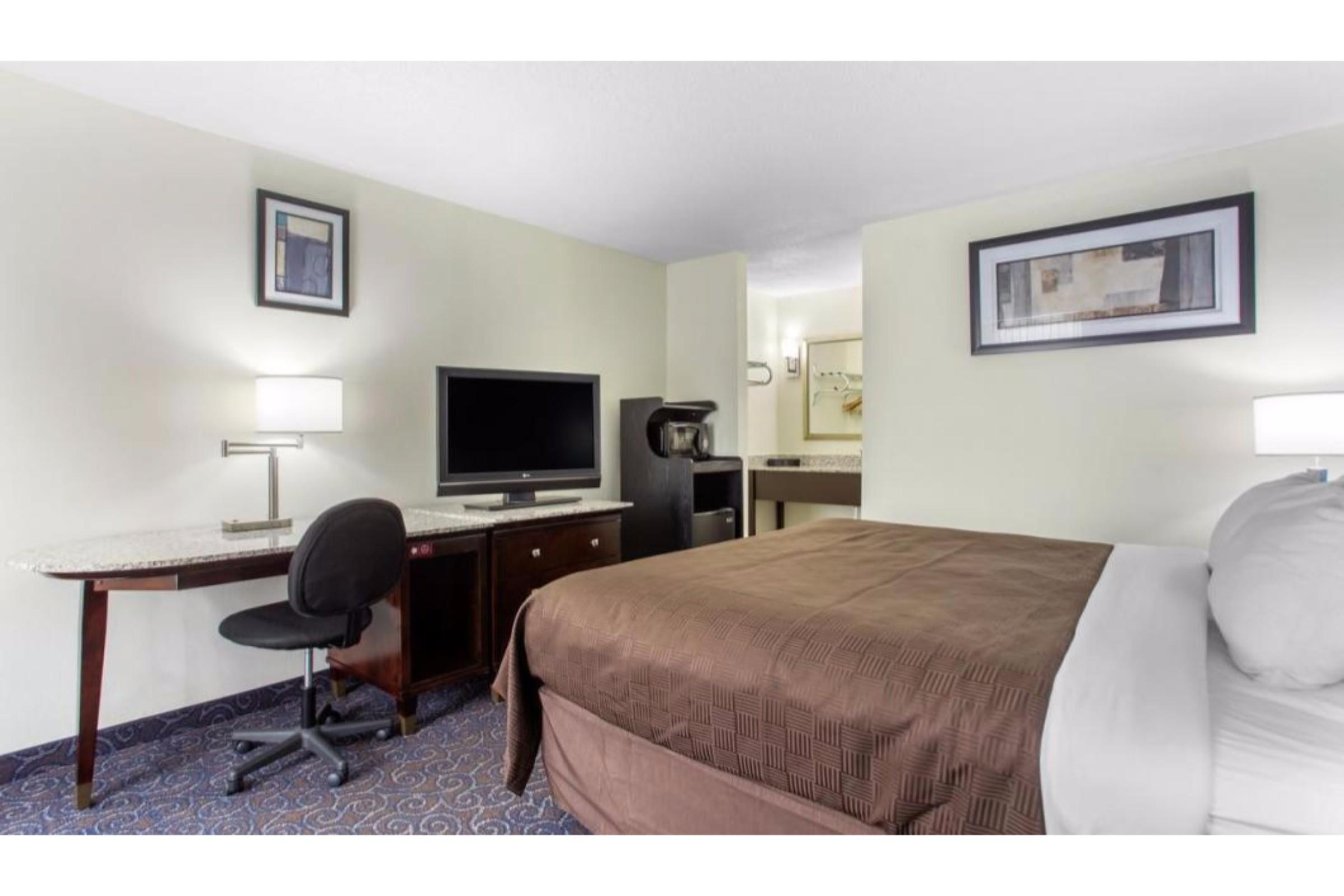 Days Inn And Suites By Wyndham אוקספורד מראה חיצוני תמונה