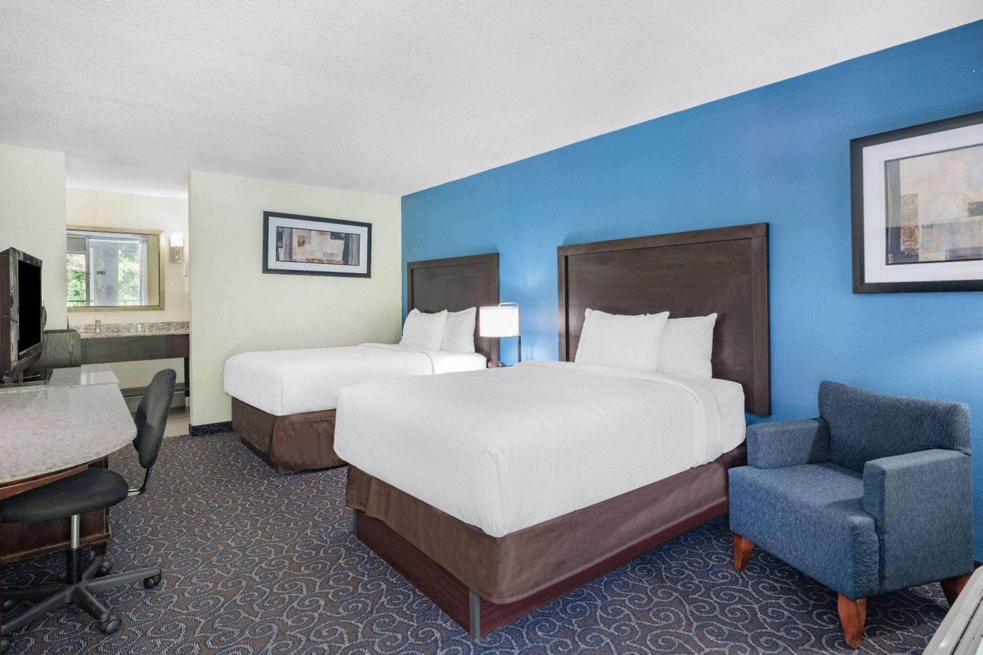 Days Inn And Suites By Wyndham אוקספורד מראה חיצוני תמונה